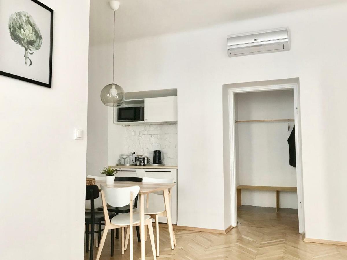 Chmielna Warsaw Plus Екстериор снимка